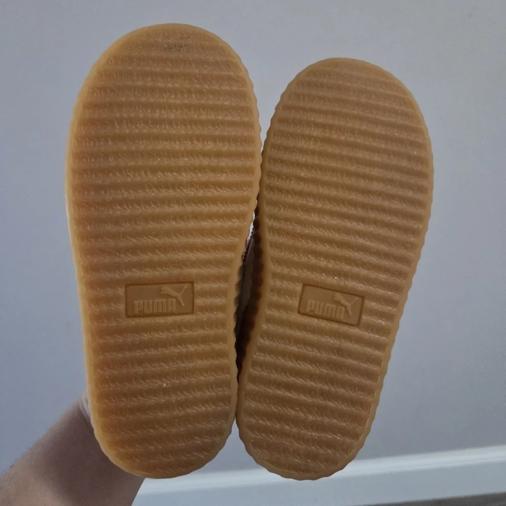 Puma × FENTY Girls Sneakers Size 10 NEW